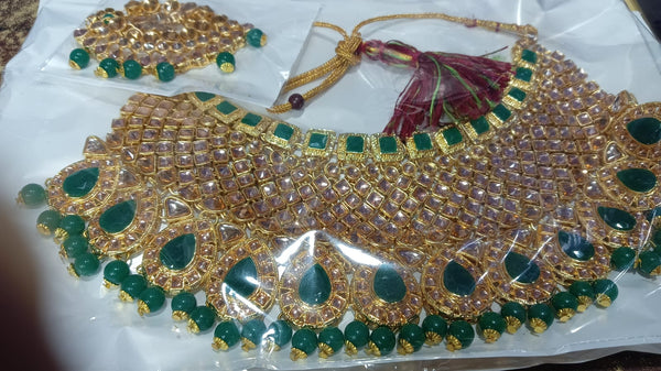 Emerald green and gold 3pc choker kundan Set