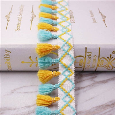 Colourful Tassel Lace Fabric Pompoms